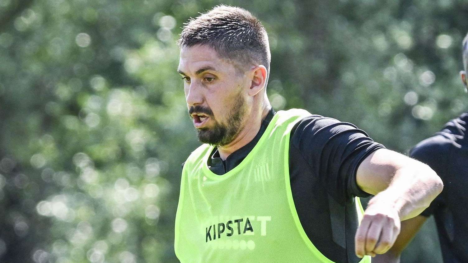 一顿操作猛 一顿操作猛